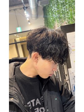 ステージ(STAGE) ニュアンスパーマ　センターパート　ダウンパーマ