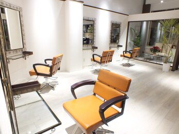 パールヘアデザイン(Pearl hair design)の写真/技術や接客はもちろん…雰囲気にもこだわり、『上質』な空間に。大人女性のための癒しサロン-Pearl-