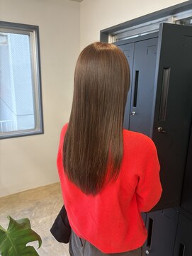 モコヘアーフロール(MOCO hair flor) 透明感ミルクブラウンストレート