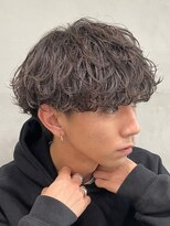 フィフス トウキョウ (fifth TOKYO) 渋谷波巻きスパイラルパーマメンズカットラウンドマッシュヘア