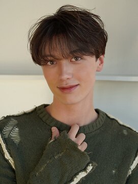 クィーンズガーデンバイケーツーギンザ(QUEEN’S GARDEN by K two GINZA) メンズカット/メンズカラー/ブラウン/マッシュ/ショート