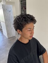 ホワイト(WHITE)&nbsp;スパイキーショート