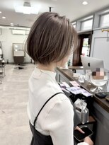 ヴェルム ヘア デザイン(Velum.HAIR DESIGN)&nbsp;丸みショートボブ×グレージュカラー｜大人可愛い小顔ショート