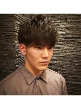 プレミアムバーバー 新宿店(PREMIUM BARBER produce by HIRO GINZA) 2ブロックマッシュ