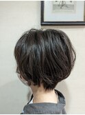 前下がりくびれショート