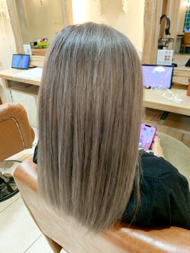 エイミーバイアフロート(amie  by afloat) 透明感抜群☆ブルーグレージュ