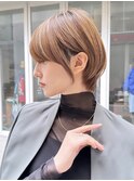 30代40代50代/丸みショート/クビレ/前髪あり/ブラウン/表参道