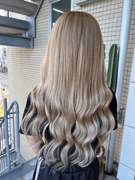 ミラシィ 成田(Mirashy) ホワイトカラーバレイヤージュ[成田駅]