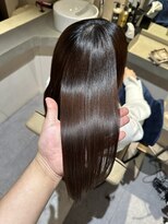 リラエ(Lyrae)&nbsp;縮毛矯正/髪質改善/美髪カラー/トリートメント【大阪/西梅田】