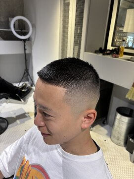 フランクスバーバーザスタンド(Frank’s barber the stand) メンズスキンフェードクロップ坊主F