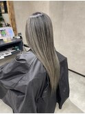 バレイヤージュ、ハイライト、レイヤーロング、グレーベージュ