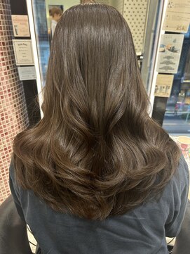 アピッシュ ギンザ(apish ginza) 暗髪カラー/赤み消しカラー/オリーブグレージュ/くすみカラー