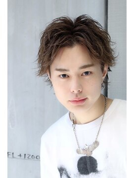 リップス レイ ギンザ(LIPPS Ray GINZA) センターパート ツーブロック ウェット質感