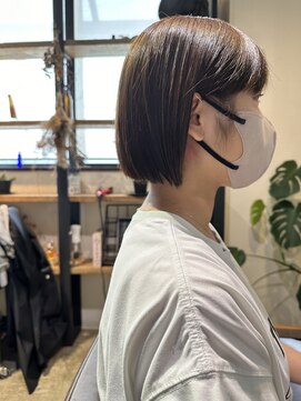 ワ ヘアー(wa-hair) 耳かけボブ*オリーブベージュ秋色*髪質改善*産後*ショートボブ