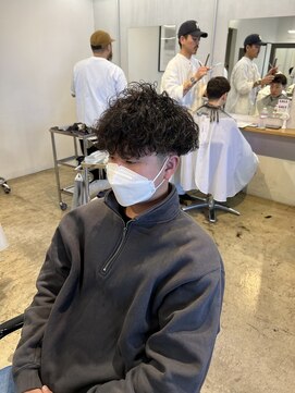 ザデイ カットアンドカルチャーショップ(THE DAY CUT&CULTURE SHOP) スペインカール