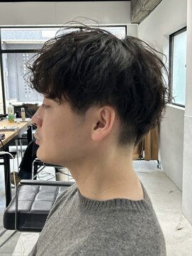 フゾンカウチ(fuzon kauti) men`sメンズカットツーブロックシャドーパーマヘッドスパ束感