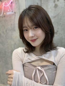 シーシンジュク 新宿南口(Sea shinjuku) ワイドバング×外はねボブ[韓国/イメチェン]