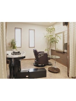 【四日市市/日永】個室有◎美容室で綺麗になるのは当たり前。女性オーナーが家でのケアまで徹底サポート。