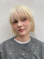 リリック(LYLICK) ホワイトカラー