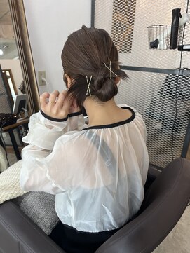 フランク(Frank) 綺麗めシニヨン