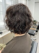 ユノ(juno)&nbsp;【中目黒】白髪ぼかしハイライトとくるくるパーマのレイヤーボブ