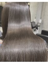 エヴァー(ever) *髪質改善/縮毛矯正/ストレート/ハイライトカラー/くびれヘア*