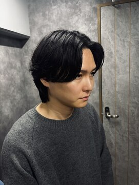 ナナシ(nanac) 毛流れセンターパート