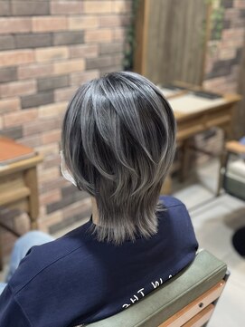 ホワイト 伊勢崎(WHITE) 他店ブリーチ失敗歴をリペア！外国人風バレイヤージュ☆