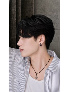 アイン(EIN) 韓国風センターパート×カルマパーマ