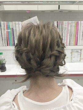 チャンネル 桶川西口(channel) ウォーターフォール編み込み