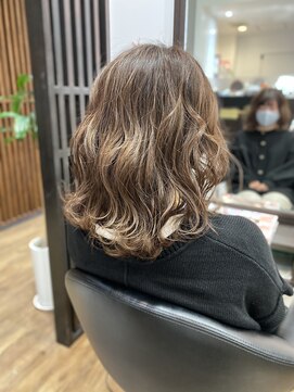 クロ ヘアー(CURRO HAIR) イルミナ、ソフト、グレージュ