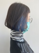 ヘアーアトリエリムリム ブルーアッシュで透明感あふれる髪色！