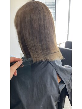 ラフ 難波店(LAFF) #黒髪#ボブルフ#ネビージュ#小顔#ワンレン