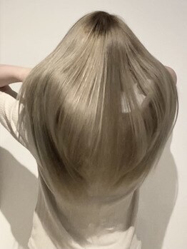 Oggiotto超音波ヘアエステ+透明感/艶感カラー+カット￥16500