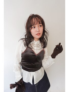 スニュウ(snuw) 【snuw mina】レイヤーカット/透明感カラー/伏見