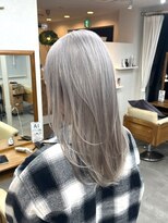 リングバイモアムー(Ring by Moremuu)&nbsp;イッシー　ブリーチカラー