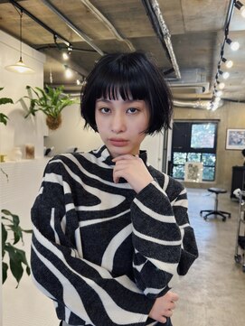 ヒュージ 表参道(huge) ミニボブ/ニュアンスパーマ/前髪カット/くせ毛風パーマ