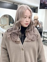 イェッカ パビル(YECCA pabil)&nbsp;ホワイトブロンド