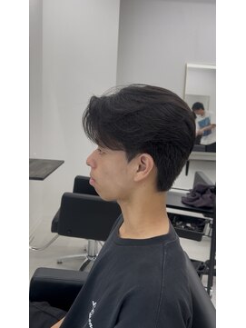 ステージ(STAGE) ダウンパーマ　ニュアンスパーマ　センターパート