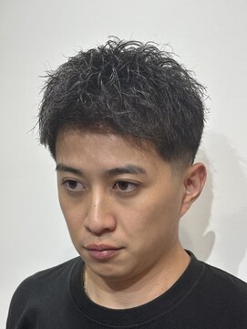 シャイン 大宮(SHINE) メンズカット/パーマ/ヘッドスパ/ブリーチ/眉毛/韓国/大宮/Men's