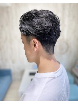 ヘアスペース エアリス(Hair space Earth) メンズオールバック風パーマ