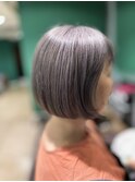 グレイヘアを活かすカラー