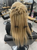ウェイビー 桜木町店(WAVY)&nbsp;【WAVY hair set】ストレートのハーフデザインカチモリ
