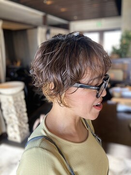 アンツ サザンリゾート 茅ヶ崎店(ANT'S Southern Resort) 30代40代50代 ショートパーマ ブリーチパーマ ゆるめパーマ