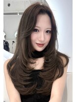 ヨロ 上野(YOLO)&nbsp;ハイライトカラーミルクティーベージュケアブリーチダブルカラー