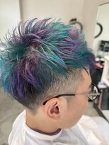 ヘアサロンレイディ(hair salon LADY[leidi])&nbsp;ブルー×パープル派手髪ショート