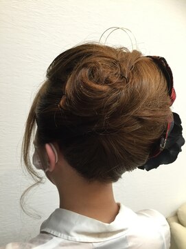 ヘアーアンドメイク きゃら(Hair&Make chara) 成人式アップスタイル