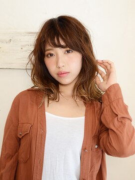 アースオーセンティック うるま店(EARTH Authentic) デジタルパーマで秋のトレンドミディスタイル【EARTHうるま】