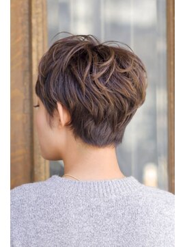 スタジオ 渋谷 原宿(Stujio) シルエット抜.群のふわカールショート☆