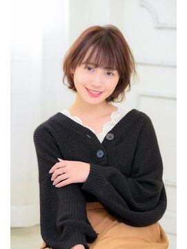 クルール バイ マーブル(COULEUR by Marble) 大人 可愛い 小顔 ひし形 ショートボブ